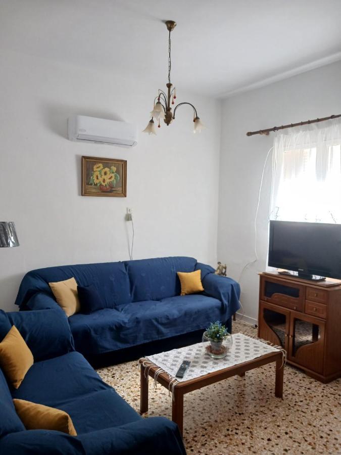 Vivari'S Family House นาฟปลิโอ ภายนอก รูปภาพ