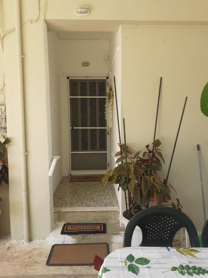 Vivari'S Family House นาฟปลิโอ ภายนอก รูปภาพ